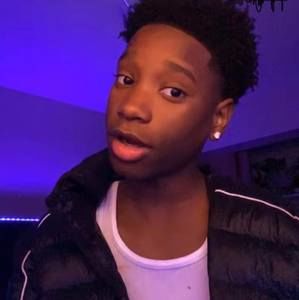 Meet your Posher, Rj